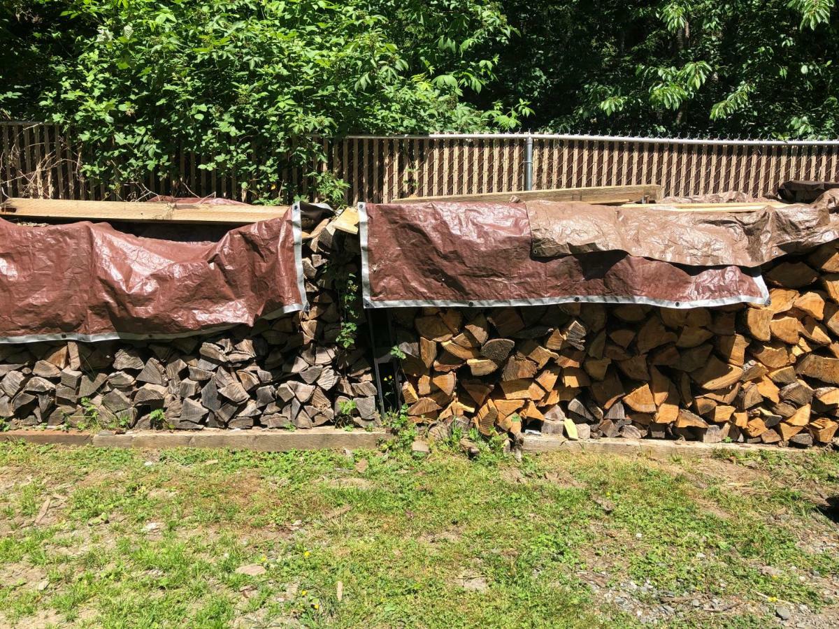Blackberry Bunkhouse Ashford Esterno foto
